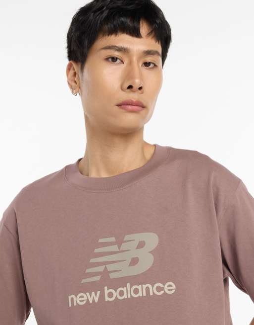New Balance - Athletics - T-shirt marrone sfumato con logo, 3 di 4