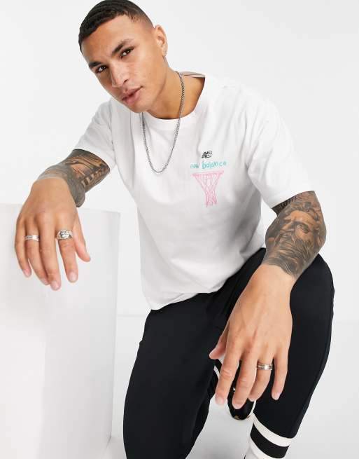 New Balance BasketballTShirt in Weiß mit Logo ASOS