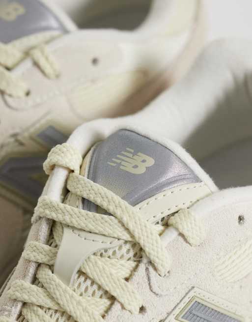 New Balance Baskets 2010 couleur ivoire, 4 de 5