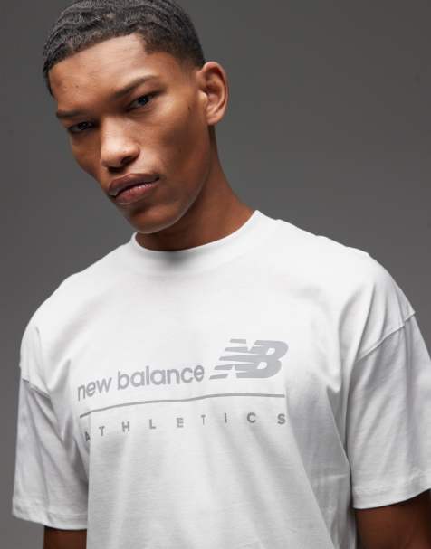 New Balance Graphic t-shirt in beige