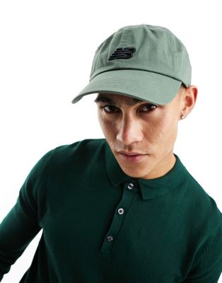 New Balance cap with embroidered logo in olive