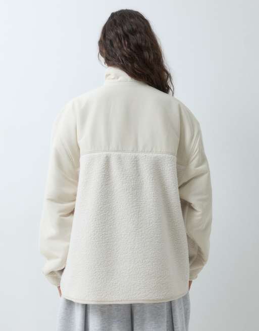 New Balance chaqueta de forro polar de pelo alto beige, 5 de 5