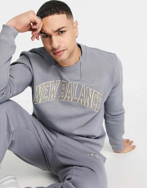 New Balance - College-sweatshirt i grå og gul 