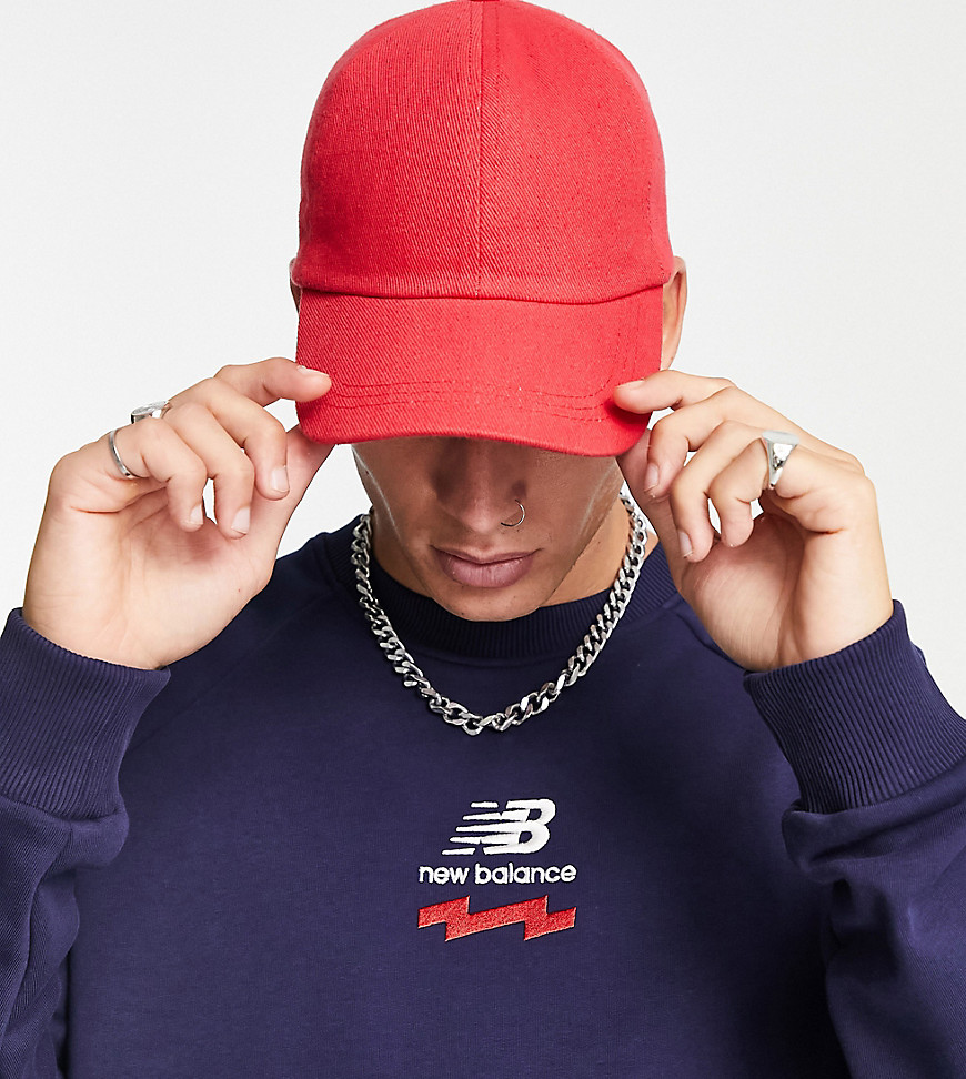 New Balance collegiate large logo T-shirt in navy Exclusive to ASOS