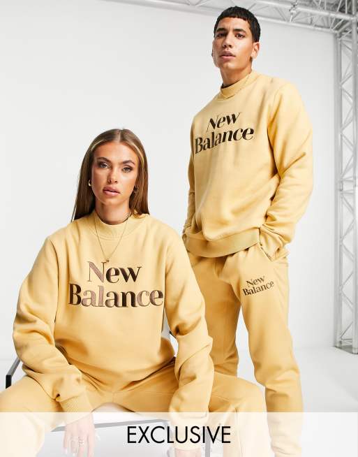 New Balance – Cookie – Sweatshirt in Hellbraun