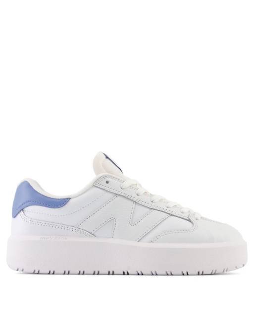 New Balance – CT302 – Sneaker in Weiß und Blau