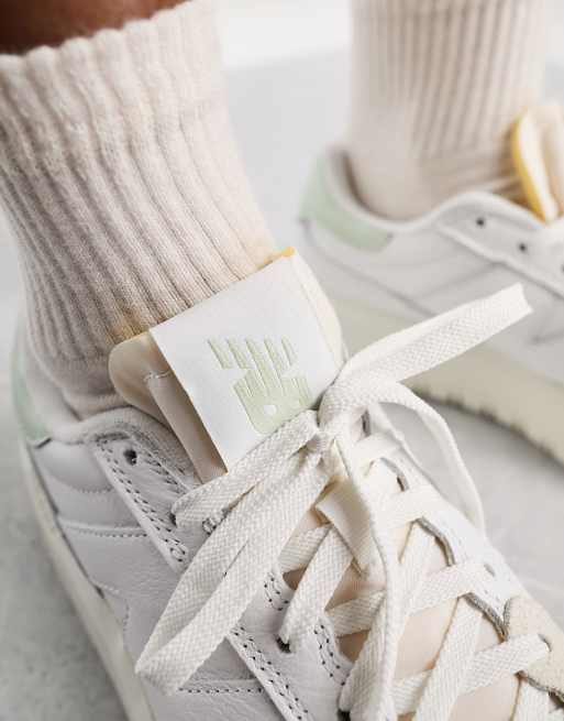 New Balance – CT302 – Sneaker in Weiß und Grün, 2 von 4