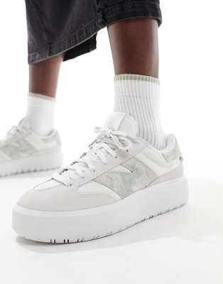 CT302 sneakers in white with light green detail