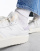 Thumbnail 2 van 4