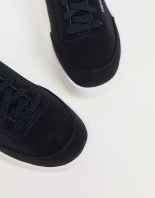 new balance ctaly cosmic trainers in black