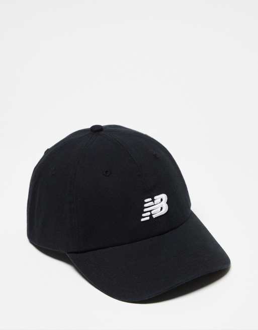 New Balance – Czarna czapka z daszkiem z logo