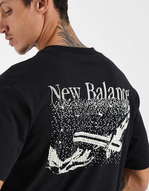 New Balance – Digitally Remastered – T-Shirt in Schwarz mit Hand-Print, 5 von 5