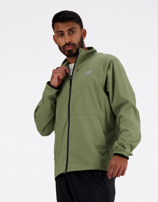 New Balance – Elastische Jacke aus Webstoff in Grün