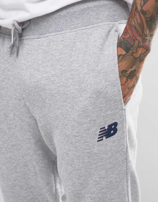 New balance best sale essential joggers