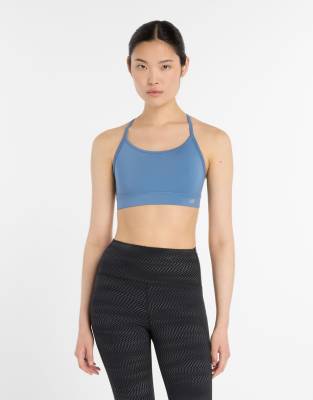 New Balance - Essential - Yoga-BH in Blau