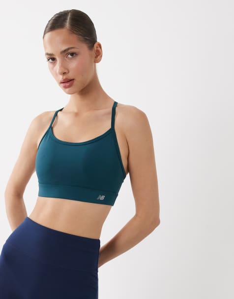 New Balance – Essential – Yoga-BH in Grün - view 1