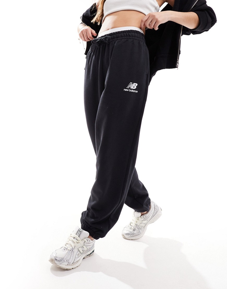 New Balance Essentials stacked logo french terry sweatpant in black