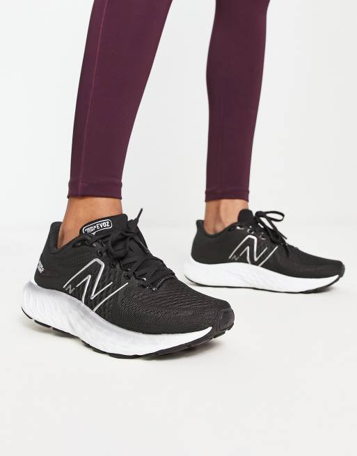 New Balance - Evoz - Hardloopschoenen in zwart en wit