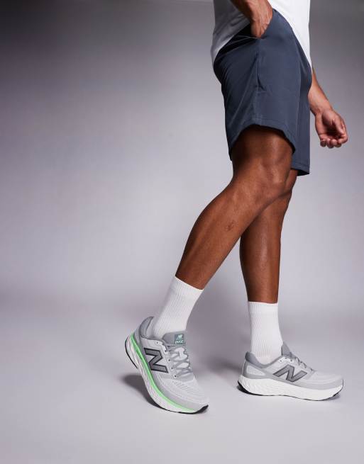 New Balance - Evoz - Sneakers da corsa grigie e verdi, 4 di 5