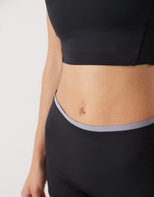 New Balance fast days graphic hot short in zwart, 3 van 5