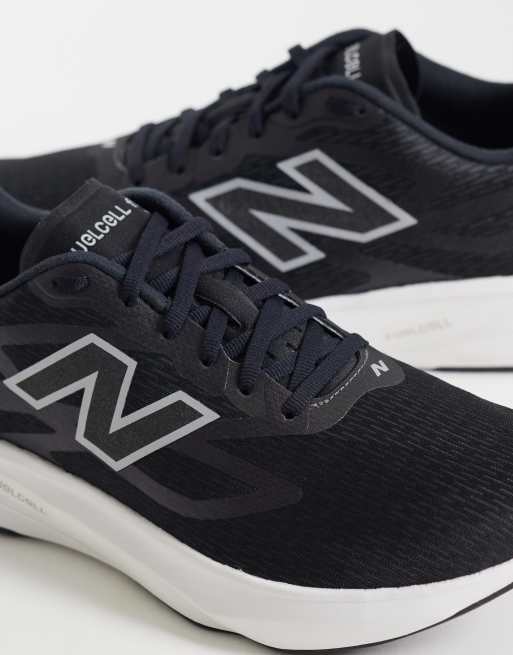 New Balance Flite-R hardloopsneakers in zwart, 4 van 5