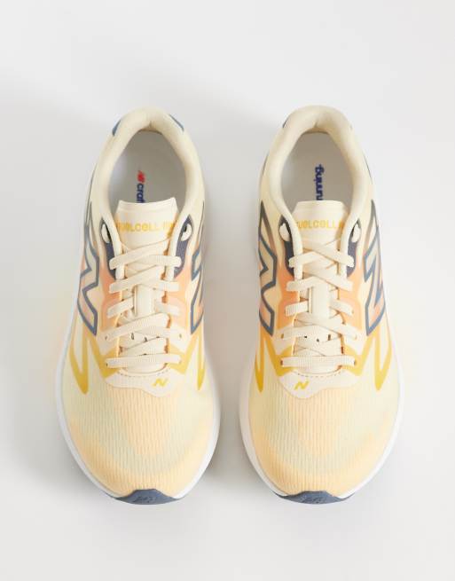 New Balance Flite-R löparskor i orange och vitt, 3 av 5