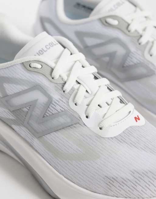 New Balance Flite-R running trainers in white, 4 of 5