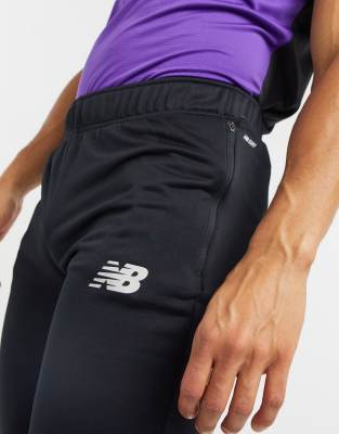 new balance football joggers