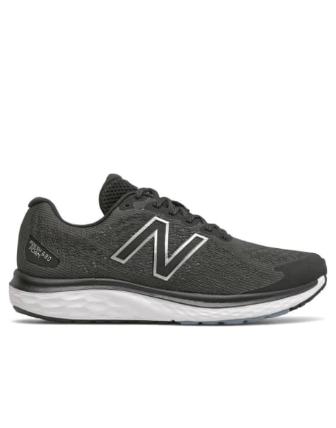 New Balance Fresh foam 680v7 trainers in black - view 1