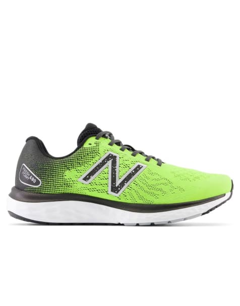 New Balance Fresh foam 680v7 trainers in green - view 1
