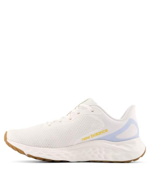 New Balance Fresh Foam Arishi v4 running trainers in white and orange, 3 of 4