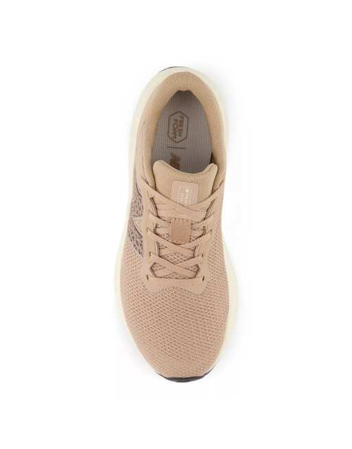 New Balance – Fresh Foam Arishi V4 – Sneaker in Braun, 3 von 4