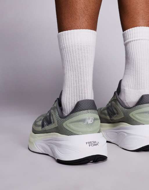 New Balance Fresh Foam More Running trainers in green, 5 of 5
