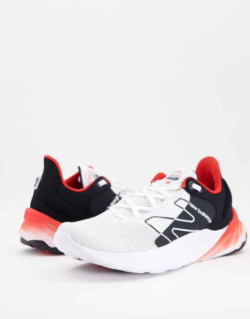 New balance roav hot sale black and white