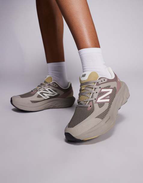 New Balance – Fresh Foam Unisex – Laufsneaker in Braun und Burgunderrot - view 1