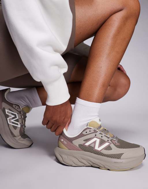 New Balance – Fresh Foam Unisex – Sneaker in Braun und Burgunderrot, 5 von 5