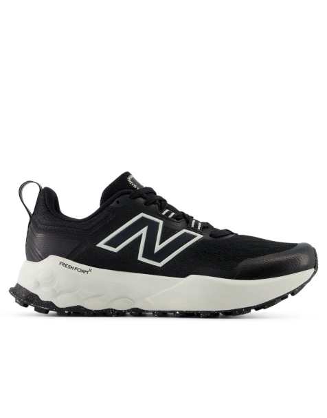 New Balance Fresh Foam x garoé v2 trainers in black - BLACK - view 1