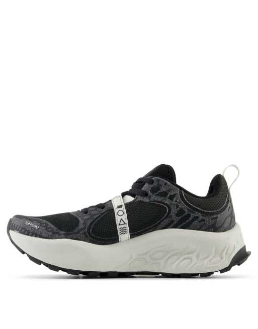 New Balance Fresh Foam x Hierro v8 trail running trainers in black, 3 of 5