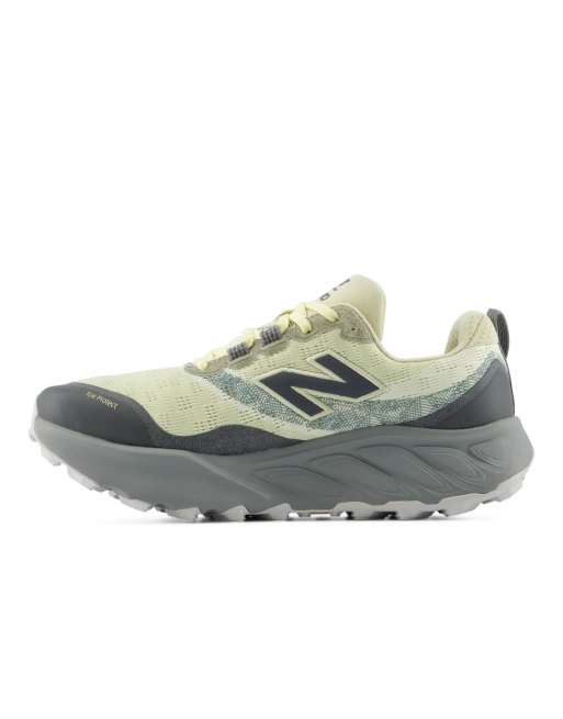 New Balance Fresh foam x hierro v9 sneakers in morel, 3 van 7
