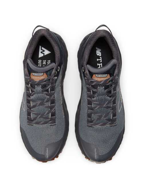 New Balance Fresh foam x more trail v2 trainers in grey, 3 of 4