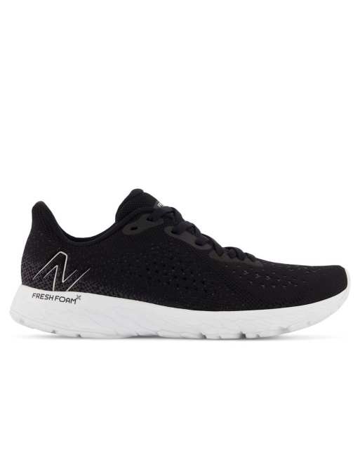 New Balance - Fresh Foam x Tempo V2 - Baskets - Noir