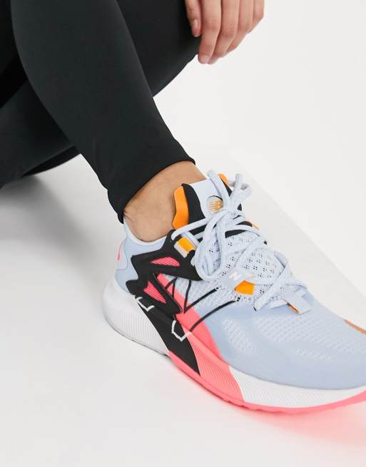 New Balance - FuelCell Propel RMX - Sneakers in wit en roze