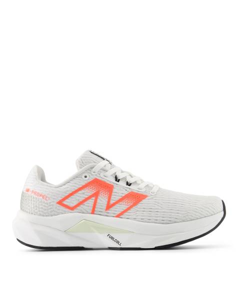 New Balance - Fuelcell Propel V5 - Sneakers bianche - view 1
