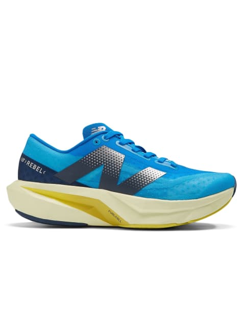 New Balance - FuelCell Rebel V4 - Baskets - Bleu vif - view 1
