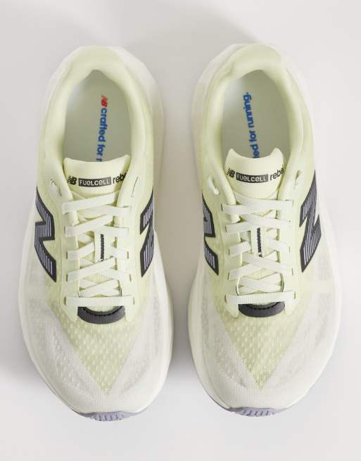 New Balance - Fuelcell Rebel v5 - Baskets de course pour femme - Jaune, 3 de 5