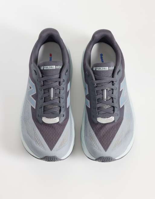 New Balance Fuelcell Rebel v5 baskets de running homme gris et vert, 3 de 5