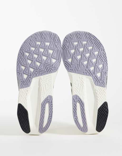 New Balance - Fuelcell Rebel v5 - Sneakers da corsa da donna gialle, 5 di 5