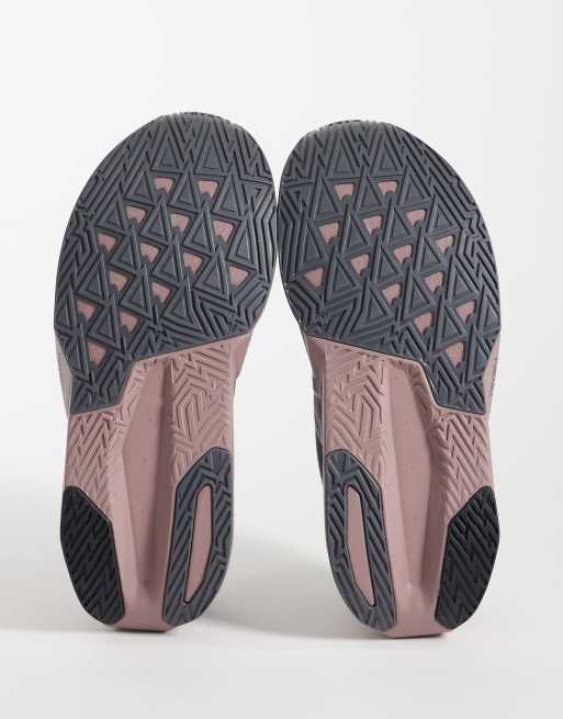 New Balance Fuelcell Rebel v5 sneakers da corsa da donna marroni e nere, 5 di 5