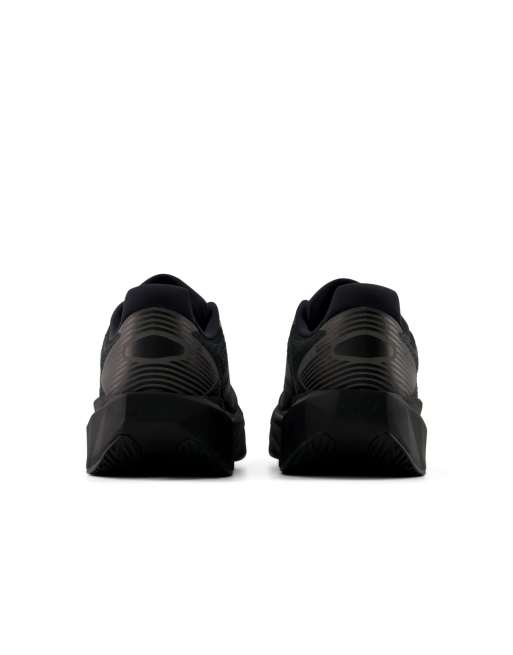 New Balance Fuelcell rebel v5 trainers in black, 4 of 7