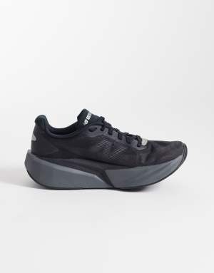 New Balance Fuelcell Rebel v5 womens running trainers in black